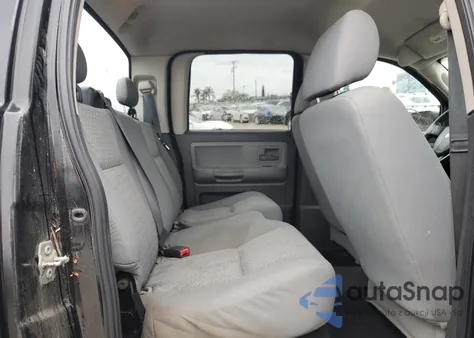 2009 Dodge Dakota Sxt z USA, uszkodzony, nr VIN 1D7HE38K79S736906